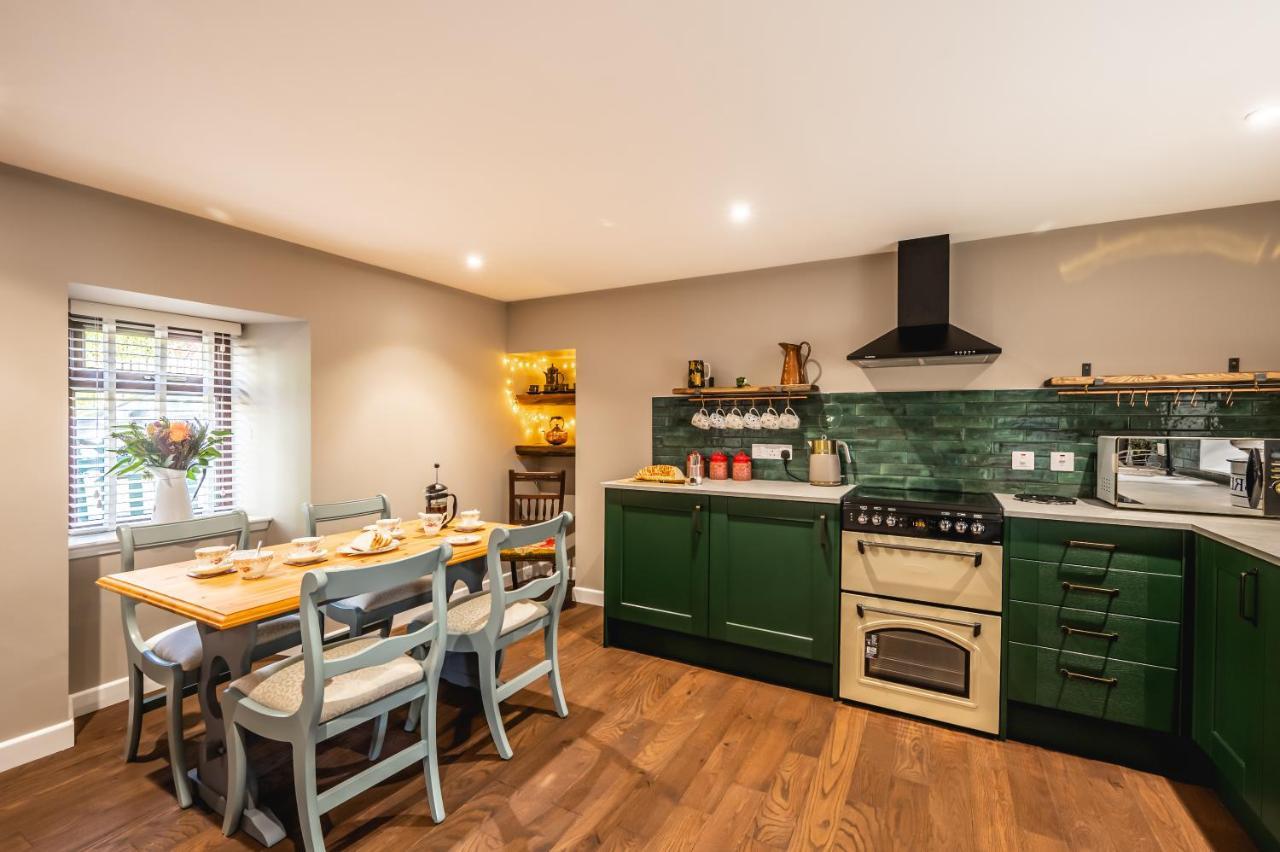 Luxury Cottage With Mountain View'S Cononbridge Exterior foto